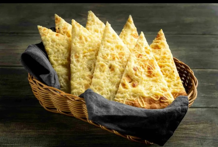 Fakacho with cheese