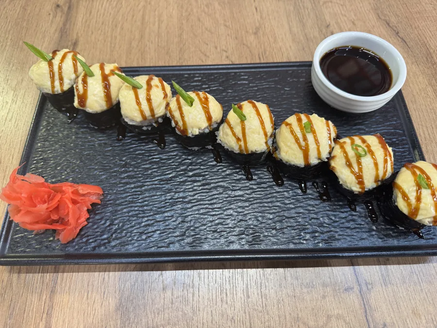 Baked sushi with crab