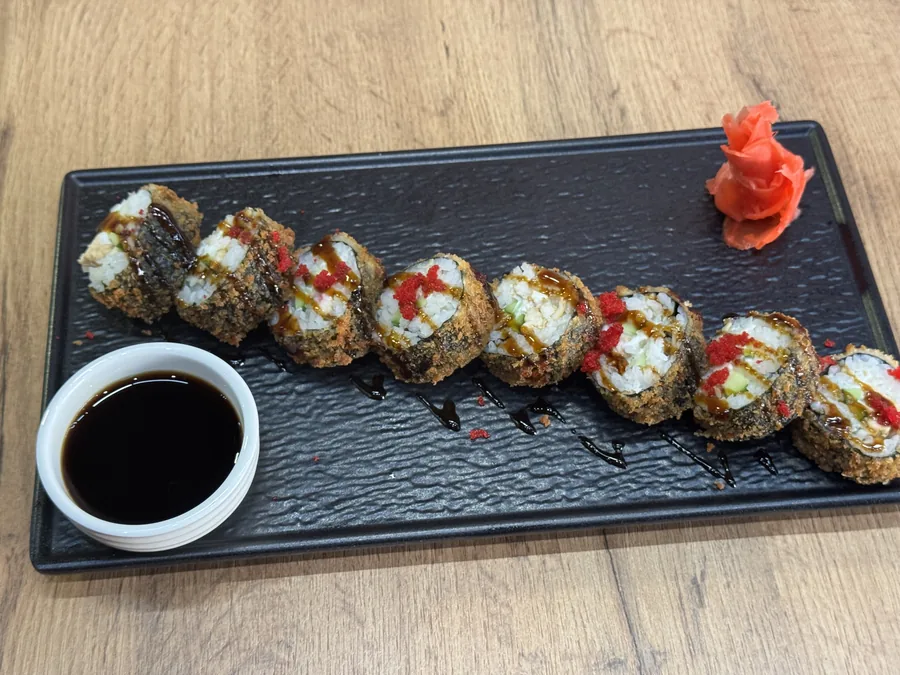 Fried sushi with chicken