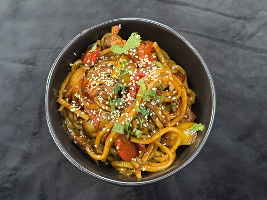 Wok Lagman Chicken
