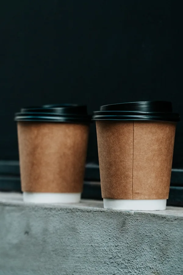 Container / Cups