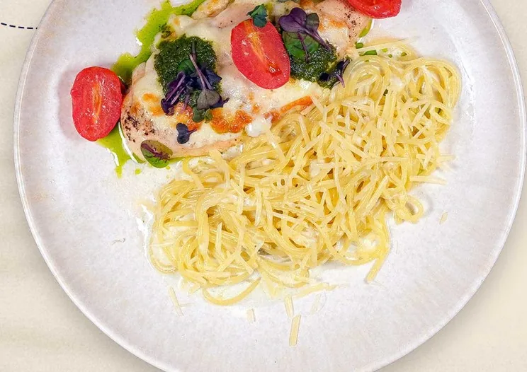 Spaghetti with Pesto & Chicken