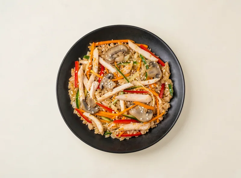 Wok rice with chicken