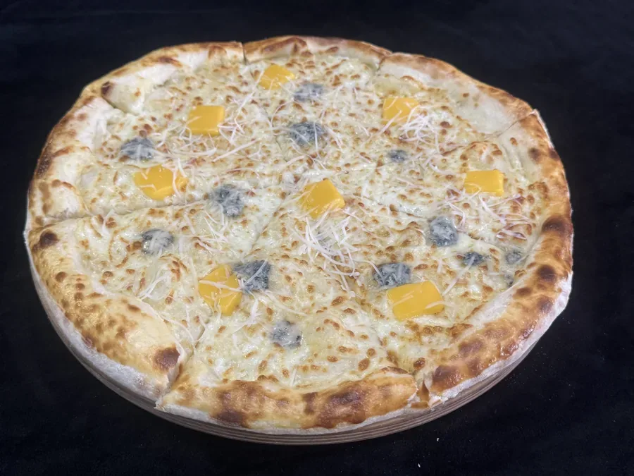 4 Cheese Pizza