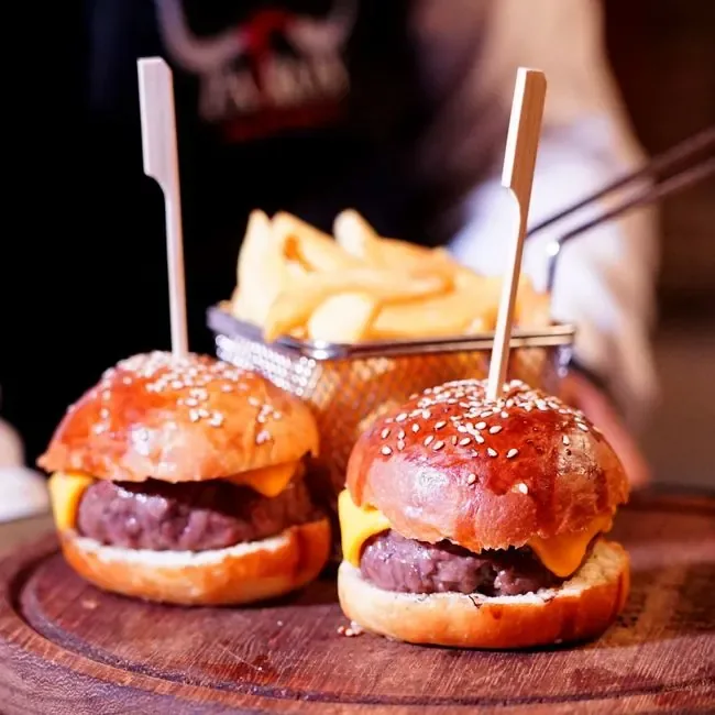 Beef Cheeseburger with Country-Style Potato