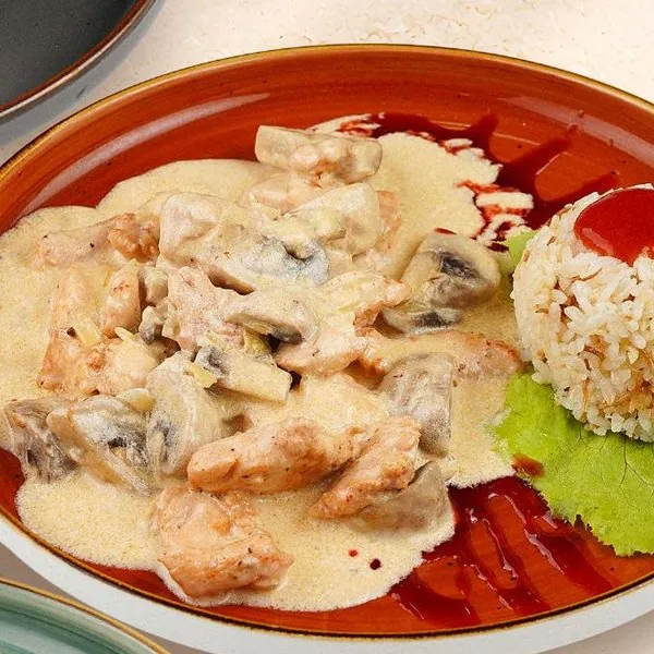 Chicken Fricassee in Cream Sauce