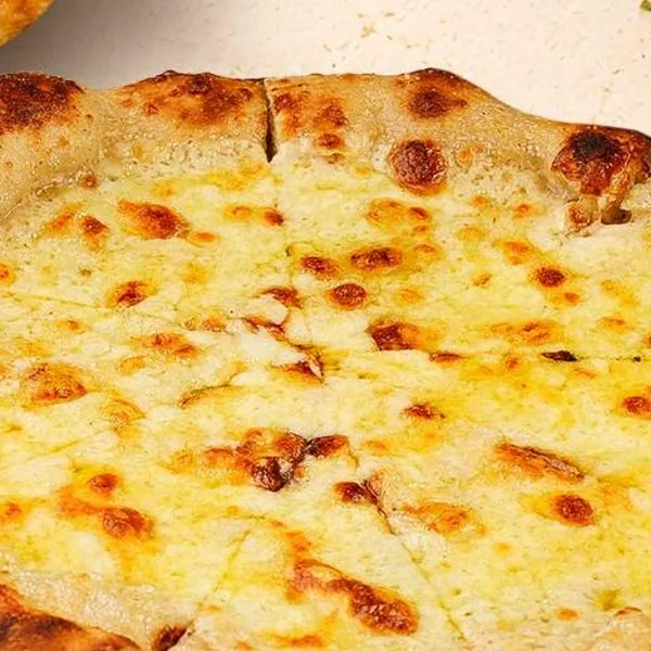 Cheesy Chicken Pizza
