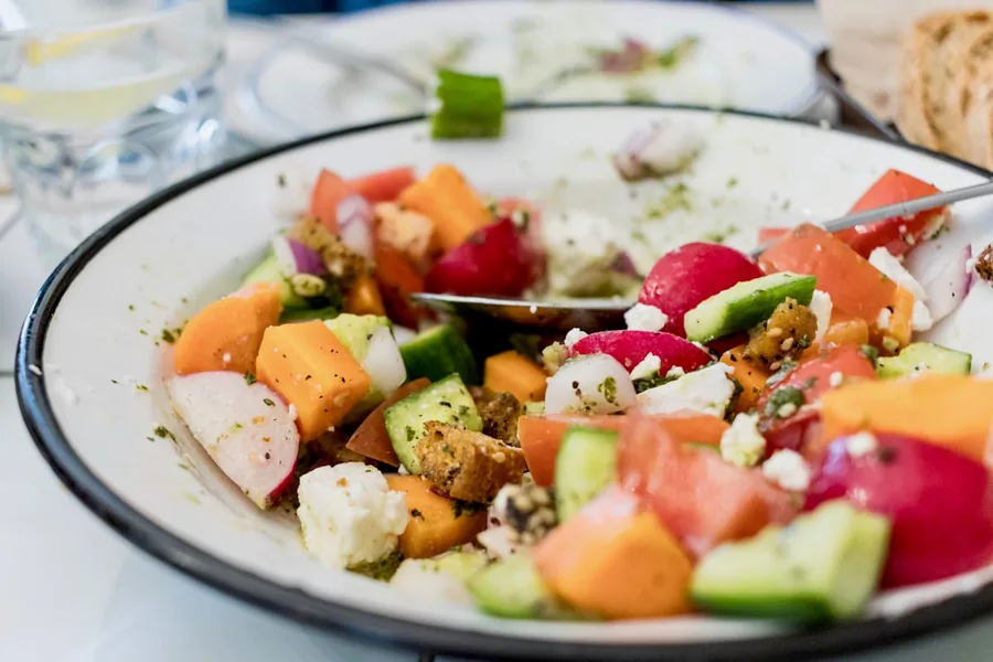 Vegetable Salad with Pesto
